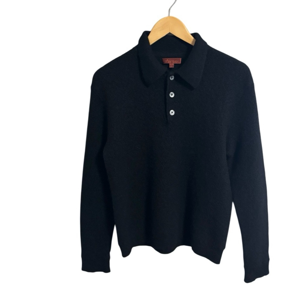Minimalist Andean Alpaca Wool Black Sweater